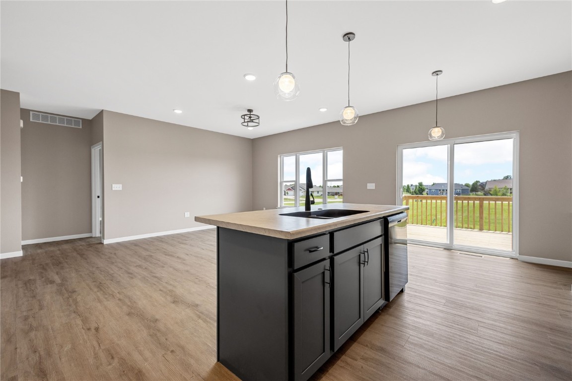 1505 38th Street SE Cedar Rapids IA 52403