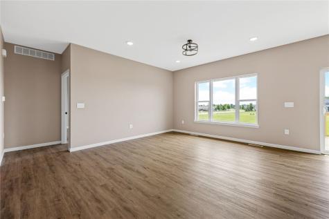 1505 38th Street SE Cedar Rapids IA 52403