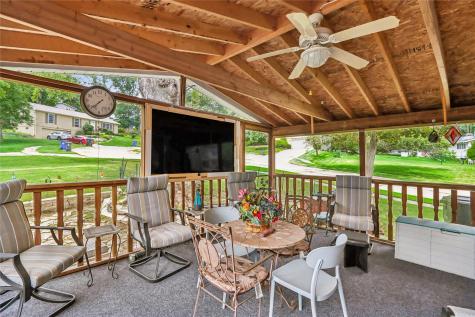 2011 Northgate Drive NE Cedar Rapids IA 52402