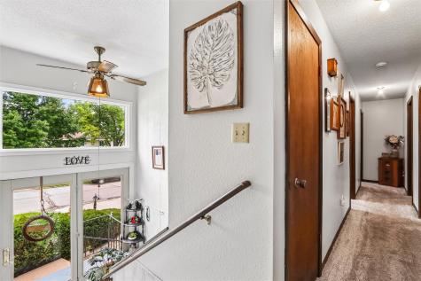 2011 Northgate Drive NE Cedar Rapids IA 52402