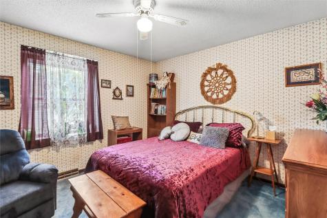 2011 Northgate Drive NE Cedar Rapids IA 52402