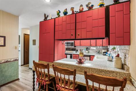 2011 Northgate Drive NE Cedar Rapids IA 52402