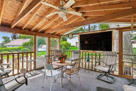2011 Northgate Drive NE Cedar Rapids IA 52402