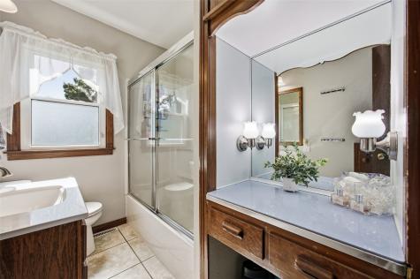 141 19th Avenue SW Cedar Rapids IA 52404