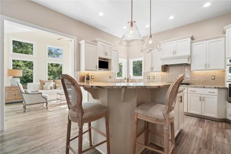 2804 Deer Valley Drive NW Swisher IA 52338