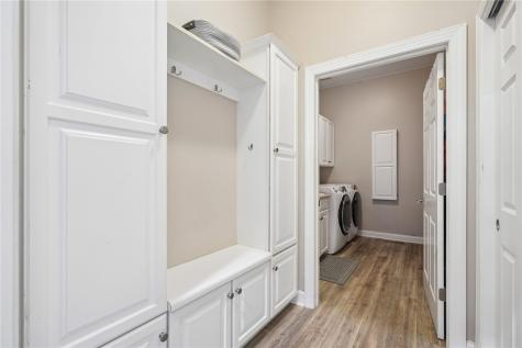 2804 Deer Valley Drive NW Swisher IA 52338