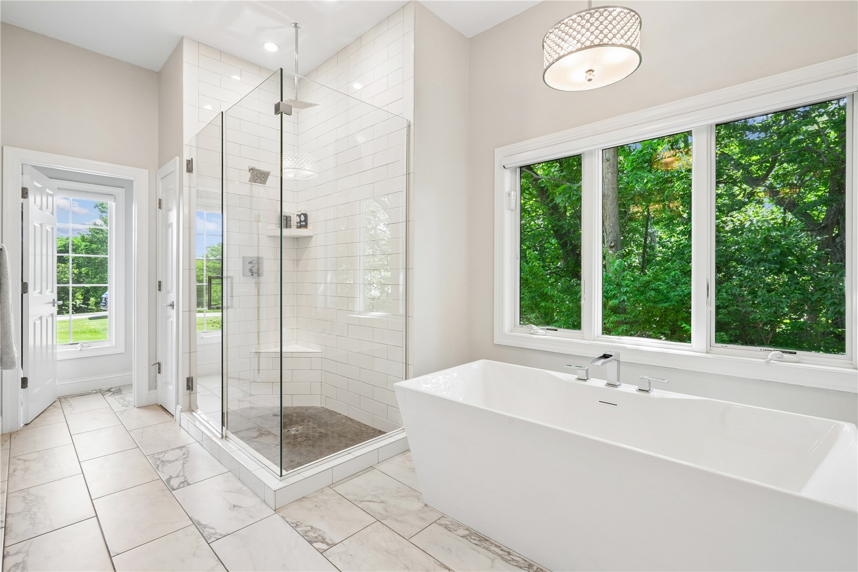 2804 Deer Valley Drive NW Swisher IA 52338