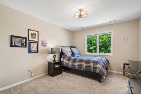 2804 Deer Valley Drive NW Swisher IA 52338