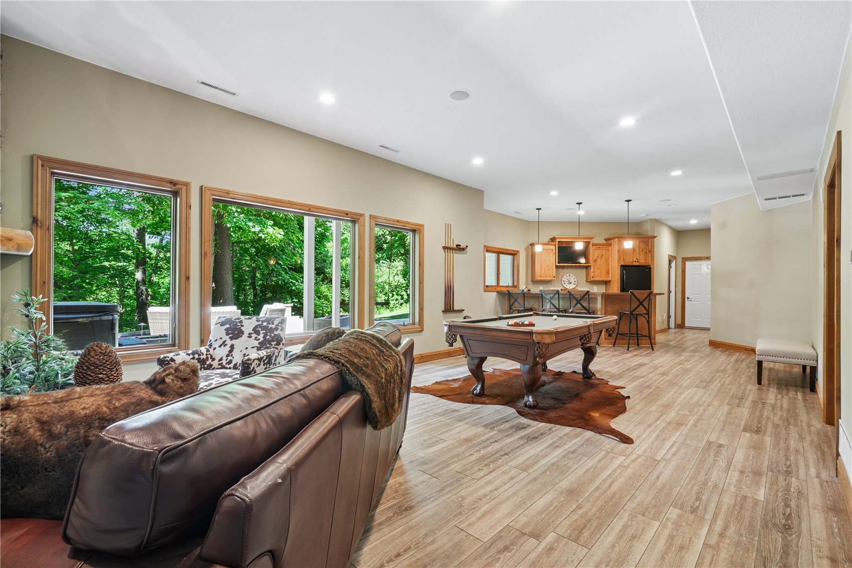2804 Deer Valley Drive NW Swisher IA 52338