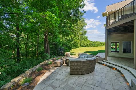 2804 Deer Valley Drive NW Swisher IA 52338