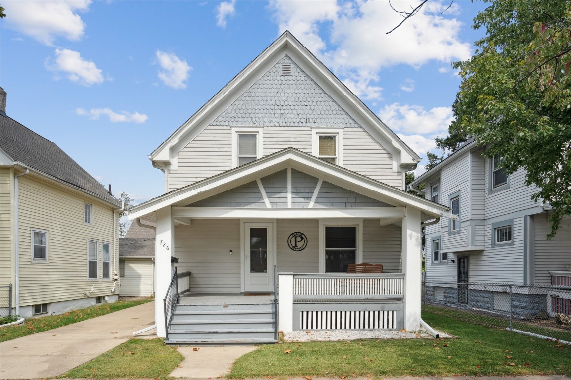 726 G Avenue NW Cedar Rapids IA 52405