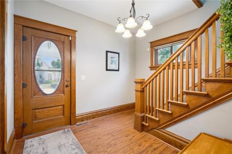 726 G Avenue NW Cedar Rapids IA 52405