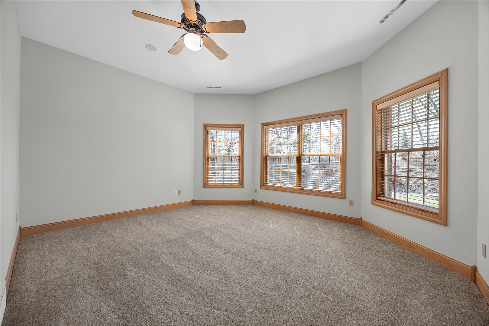 4615 Blarney Drive NE Cedar Rapids IA 52411