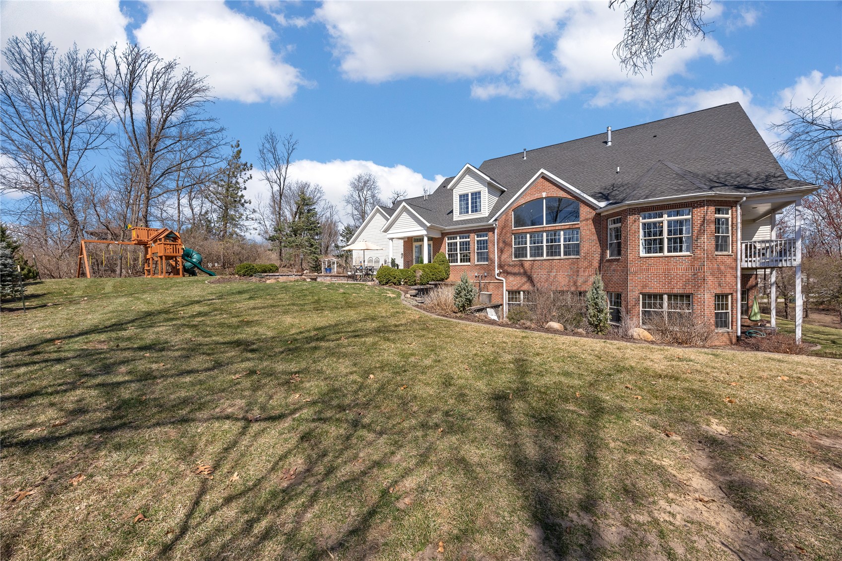 4615 Blarney Drive NE Cedar Rapids IA 52411