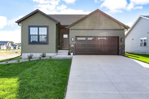 8926 Norway Drive NE Cedar Rapids IA 52402