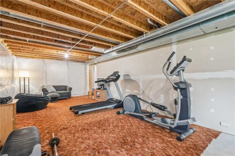 1217 Wolf Drive NW Cedar Rapids IA 52405