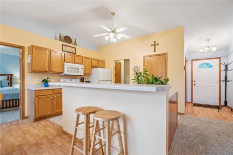 1217 Wolf Drive NW Cedar Rapids IA 52405