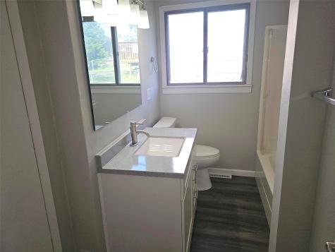 1212 16th Street SW Cedar Rapids IA 52404