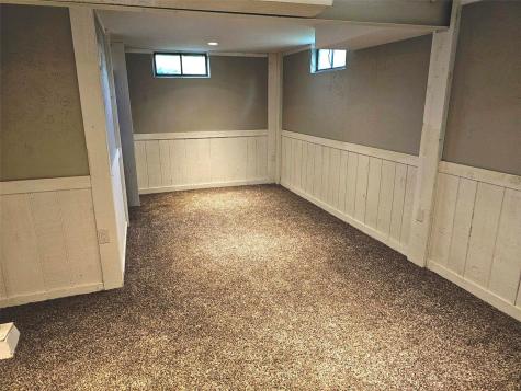 1212 16th Street SW Cedar Rapids IA 52404