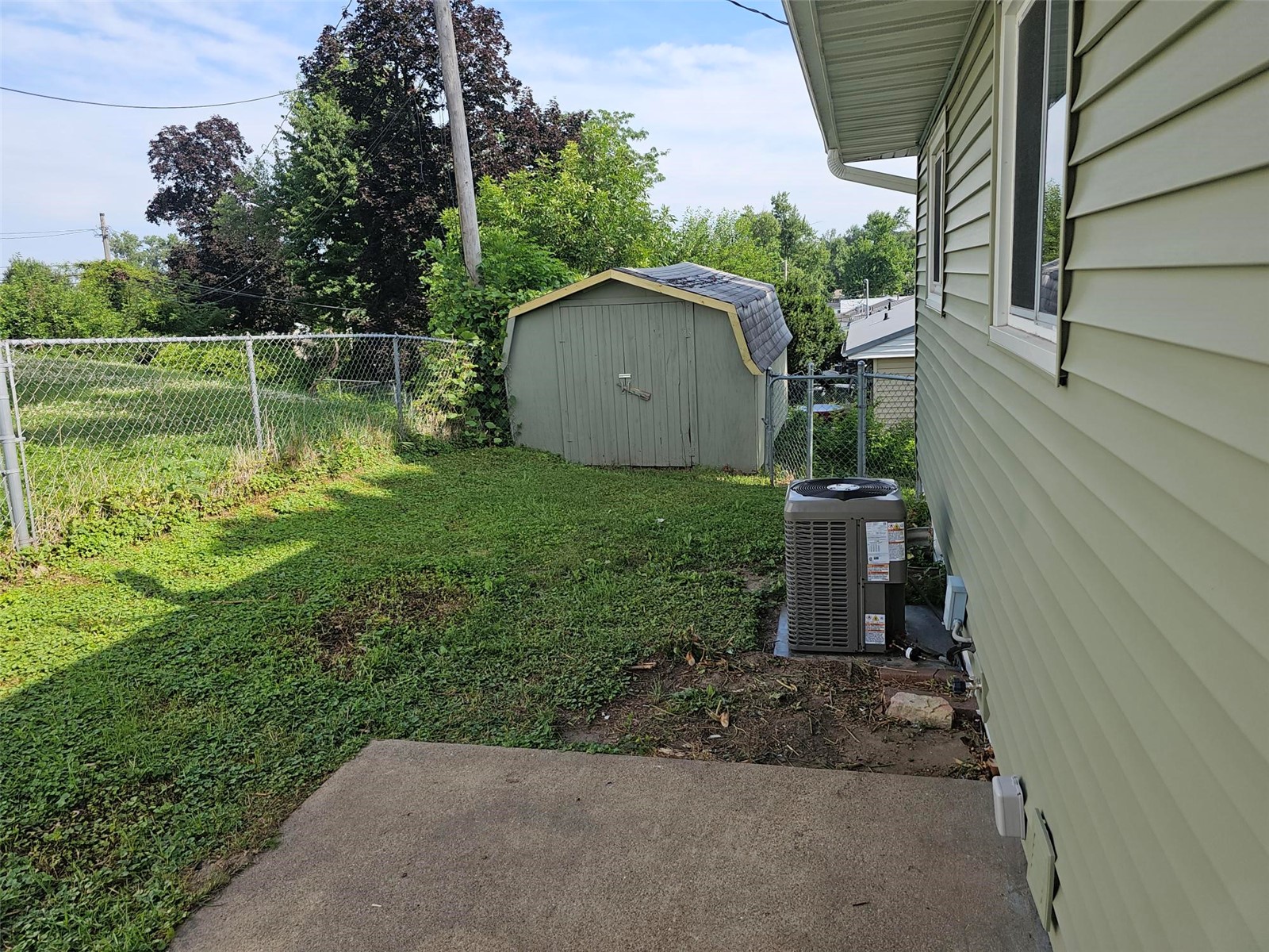 1212 16th Street SW Cedar Rapids IA 52404