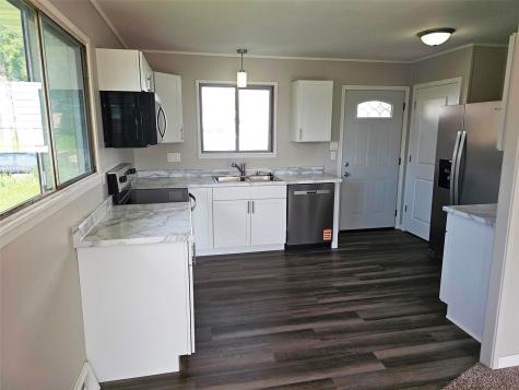 1212 16th Street SW Cedar Rapids IA 52404