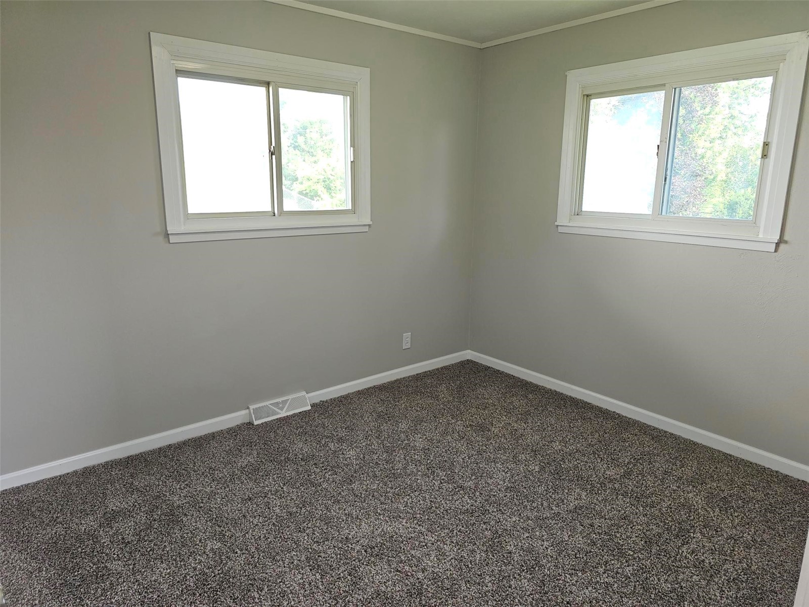 1212 16th Street SW Cedar Rapids IA 52404