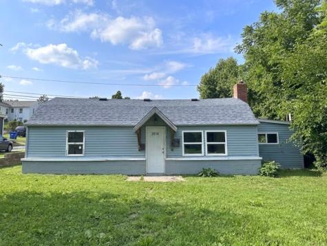 2014 J Street SW Cedar Rapids IA 52404
