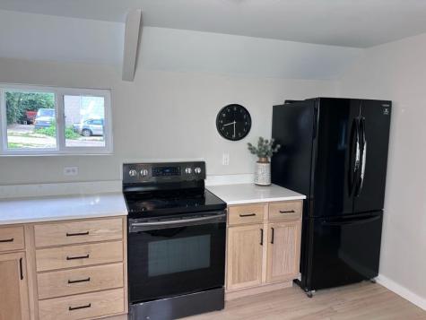 2014 J Street SW Cedar Rapids IA 52404