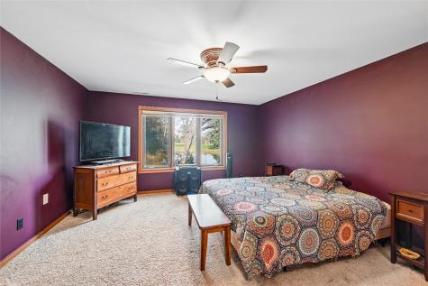 5739 22nd Avenue Trail Vinton IA 52349