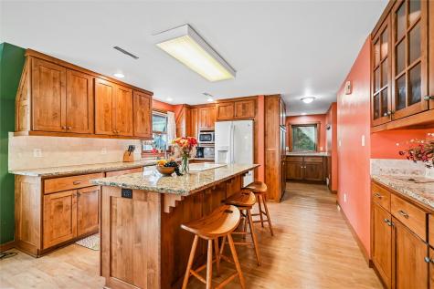 5739 22nd Avenue Trail Vinton IA 52349
