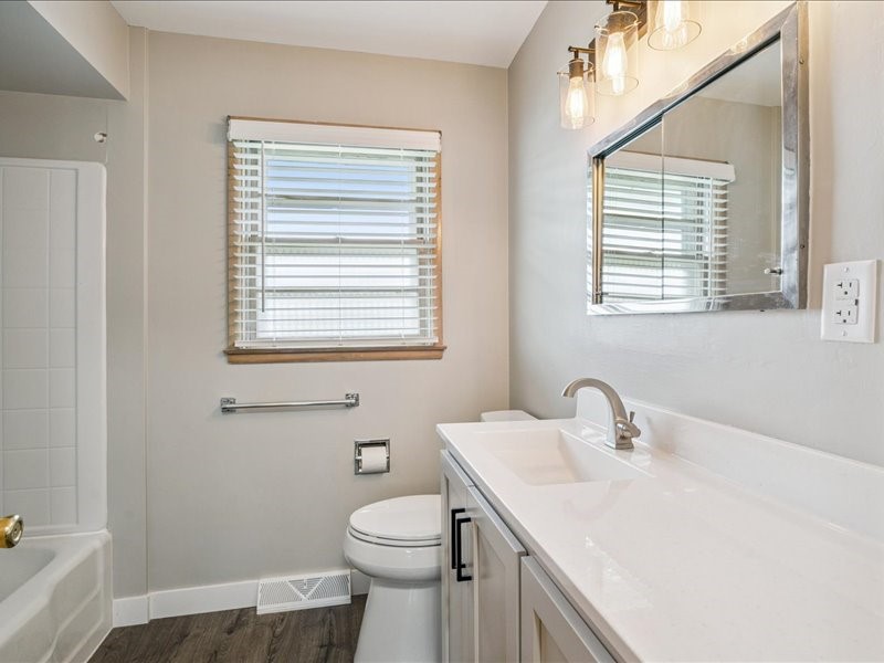 4000 Mount Vernon Road SE Cedar Rapids IA 52403