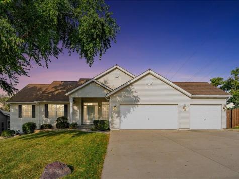 179 Crandall Drive NE Cedar Rapids IA 52402