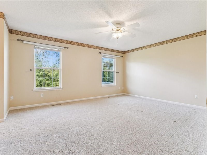 179 Crandall Drive NE Cedar Rapids IA 52402