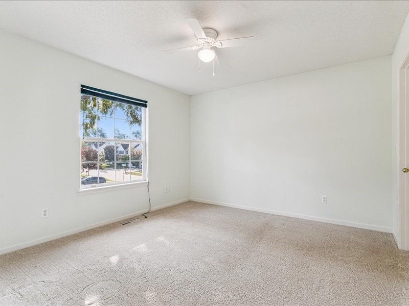 179 Crandall Drive NE Cedar Rapids IA 52402