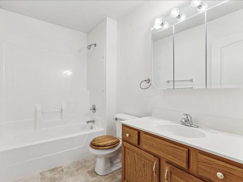 179 Crandall Drive NE Cedar Rapids IA 52402