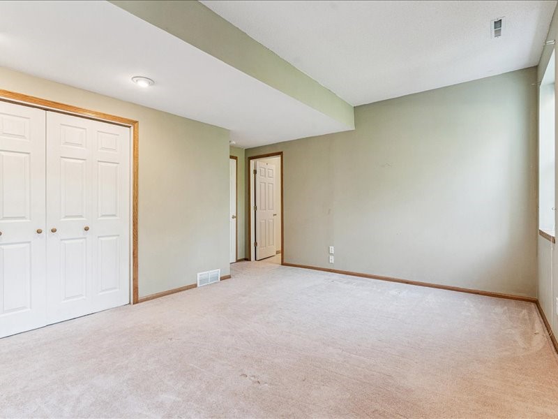 179 Crandall Drive NE Cedar Rapids IA 52402