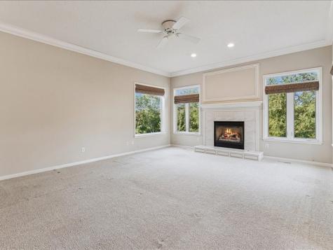 179 Crandall Drive NE Cedar Rapids IA 52402