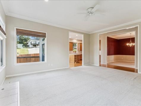 179 Crandall Drive NE Cedar Rapids IA 52402