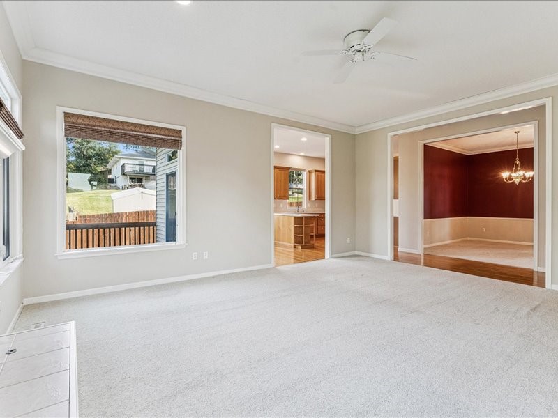 179 Crandall Drive NE Cedar Rapids IA 52402