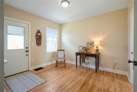 2734 Meadowbrook Drive SE Cedar Rapids IA 52403