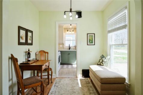 2734 Meadowbrook Drive SE Cedar Rapids IA 52403