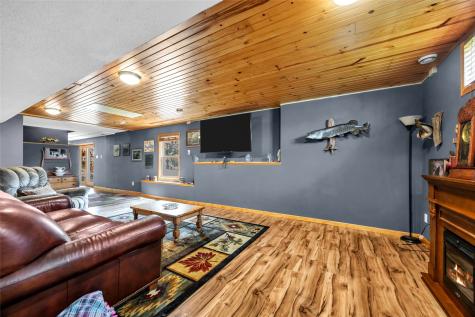 508 D Avenue Atkins IA 52206