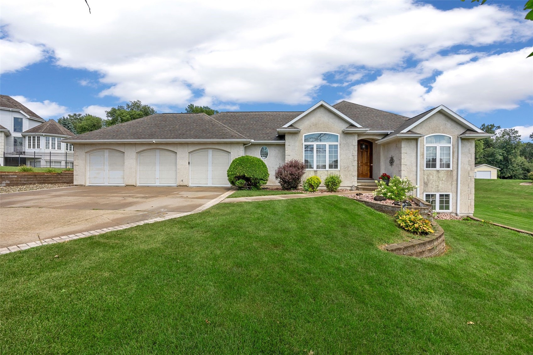 8401 Santa Maria Drive SW Cedar Rapids IA 52404