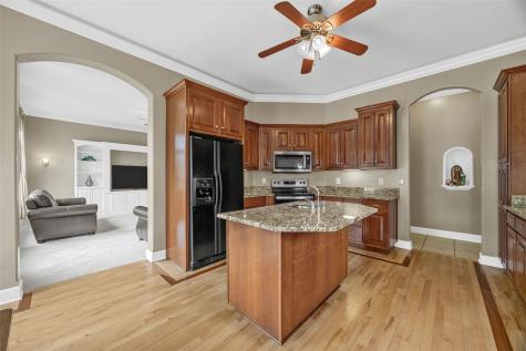 8401 Santa Maria Drive SW Cedar Rapids IA 52404
