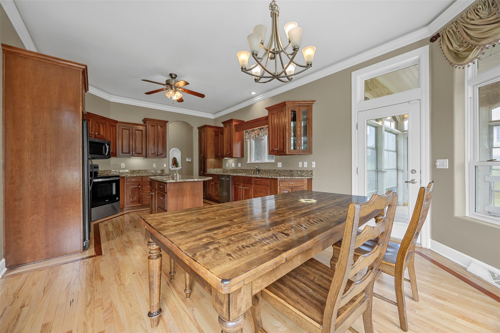 8401 Santa Maria Drive SW Cedar Rapids IA 52404