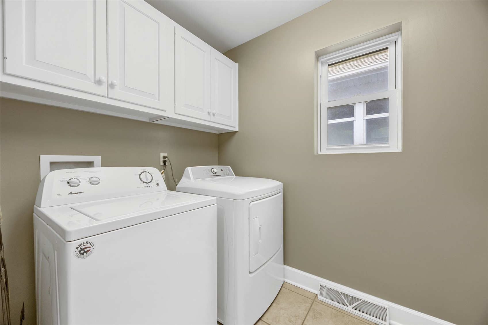 8401 Santa Maria Drive SW Cedar Rapids IA 52404