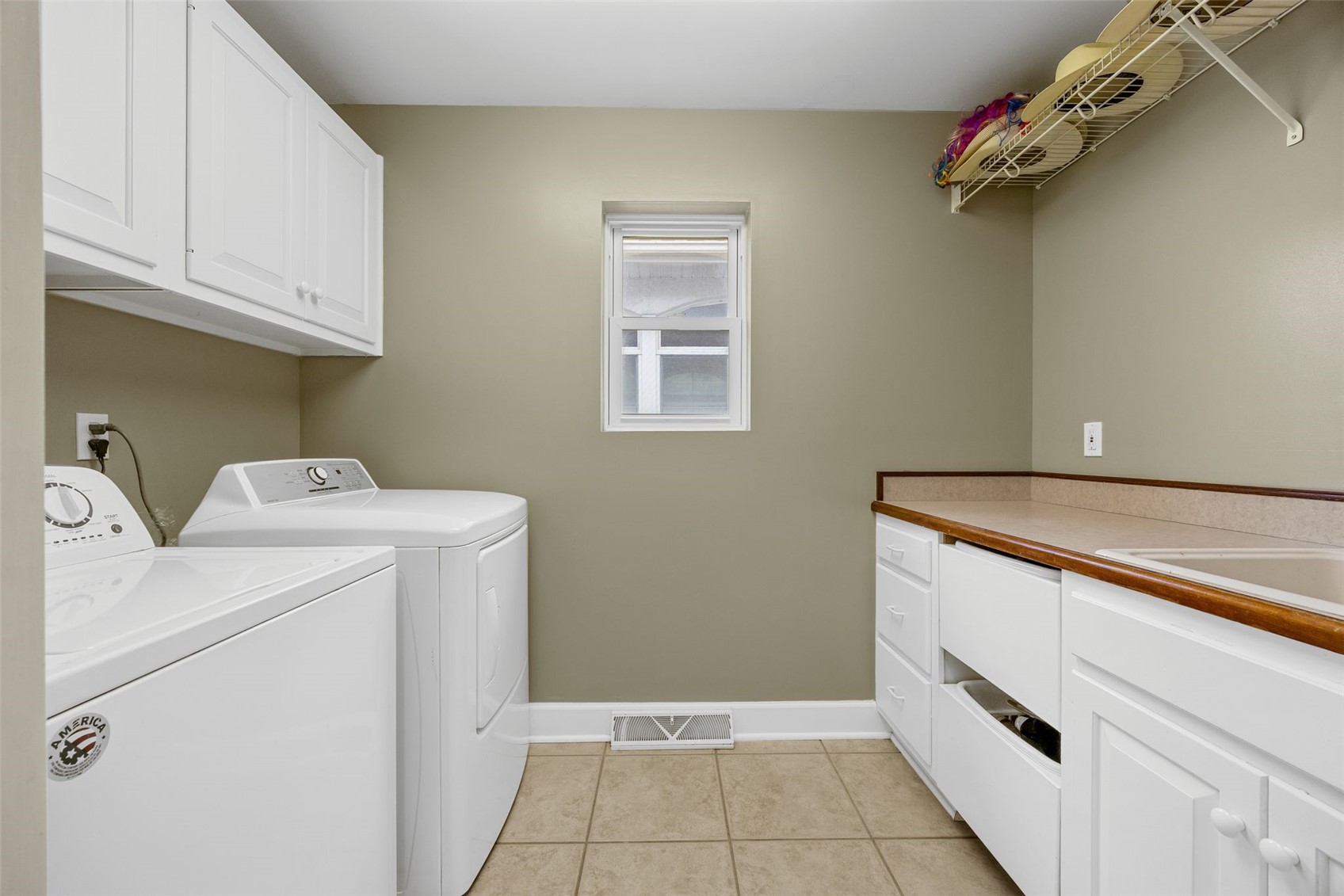 8401 Santa Maria Drive SW Cedar Rapids IA 52404
