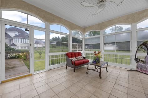 8401 Santa Maria Drive SW Cedar Rapids IA 52404