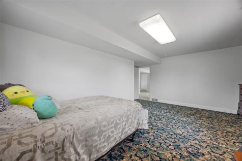 8401 Santa Maria Drive SW Cedar Rapids IA 52404
