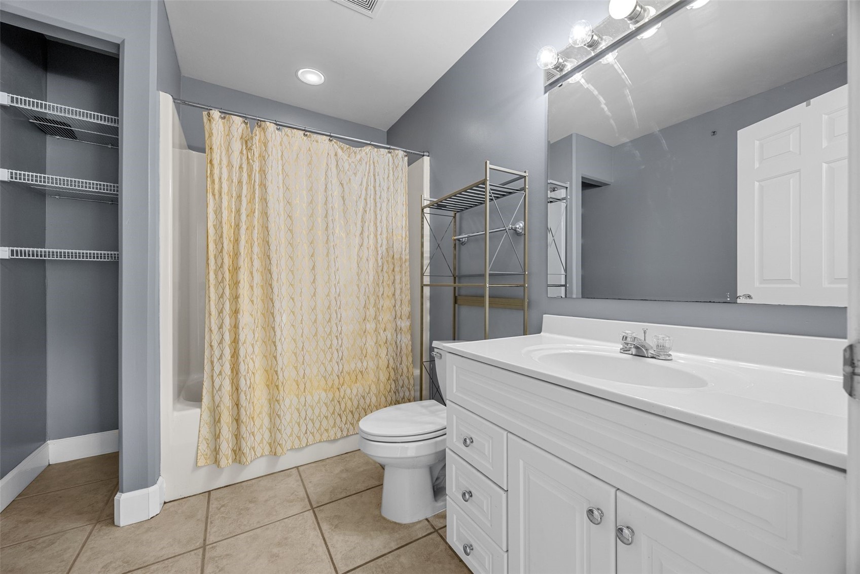 8401 Santa Maria Drive SW Cedar Rapids IA 52404